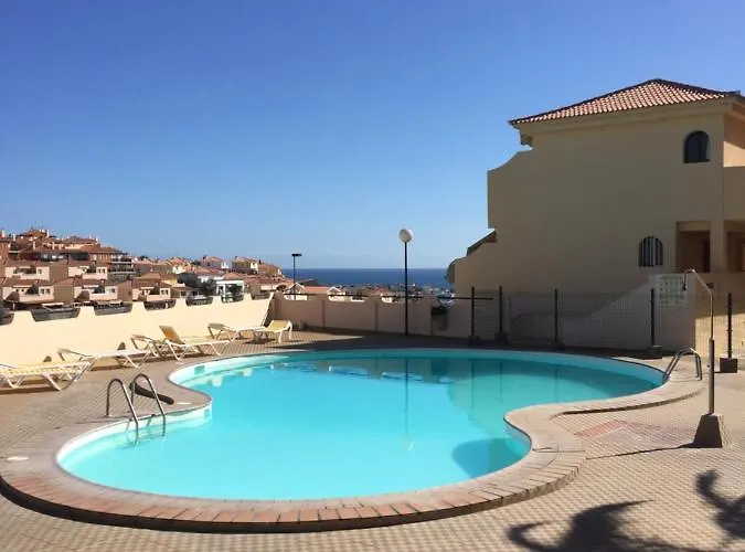 Residencia Mirapuerto